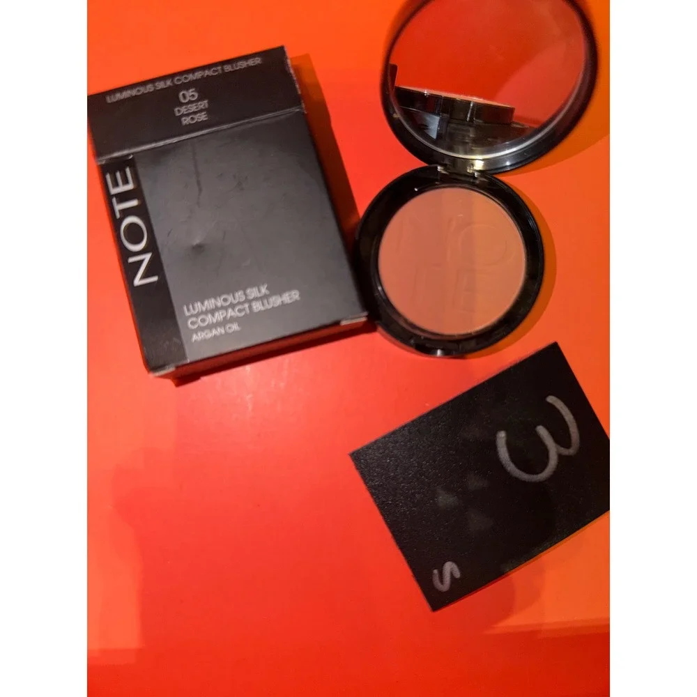 Note Luminous Silk Compact Blusher 05 Desert Rose Face Pressed Powder